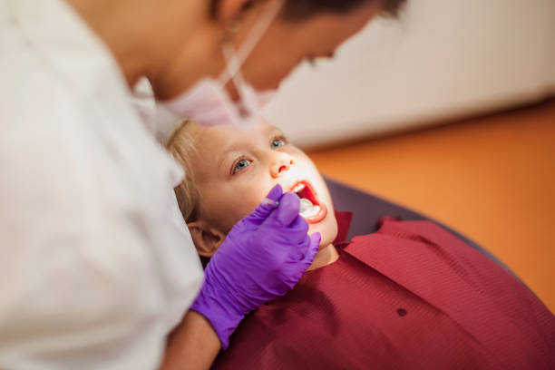 Best Broken or Cracked Tooth Emergency Dentist in Taylorvle, IL