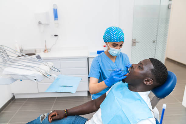 Best Broken or Cracked Tooth Emergency Dentist in Taylorvle, IL